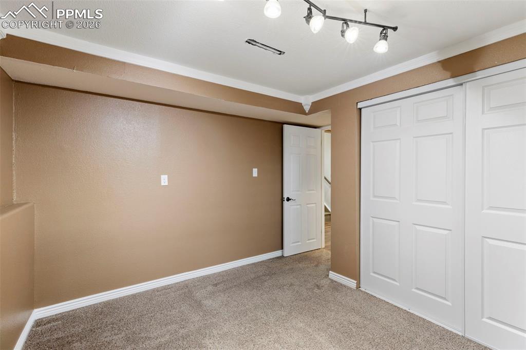 Image 30 of 50: Bedroom