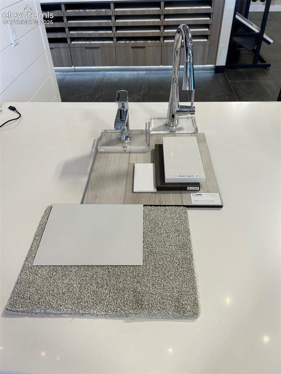 Image 2 of 2: Interior color selections