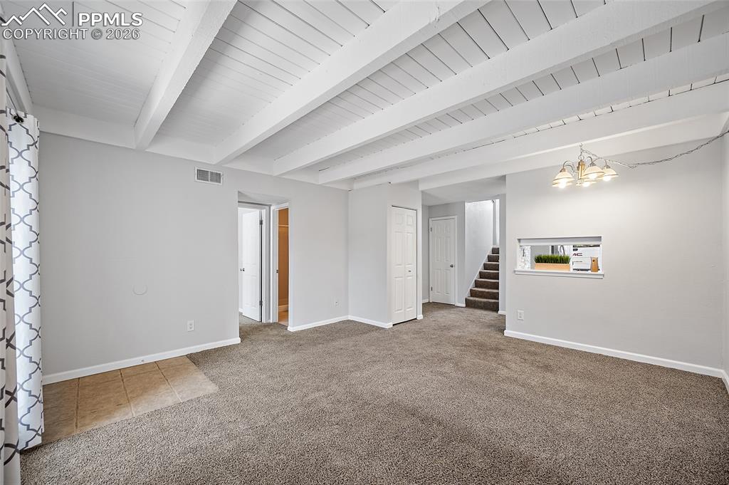 Image 14 of 40: Living Room