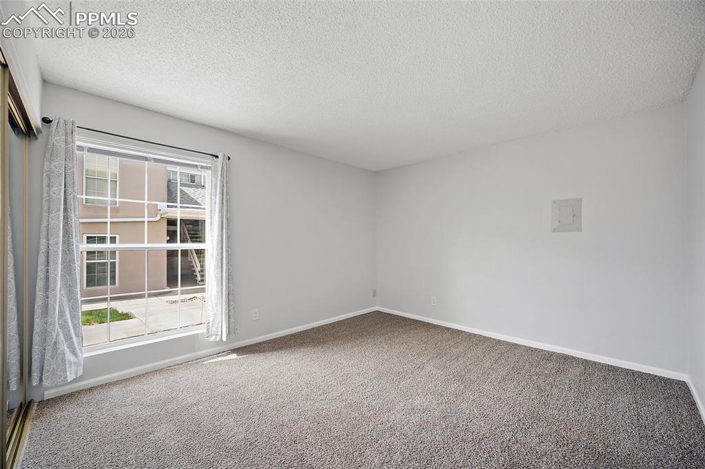 Image 20 of 40: Bedroom