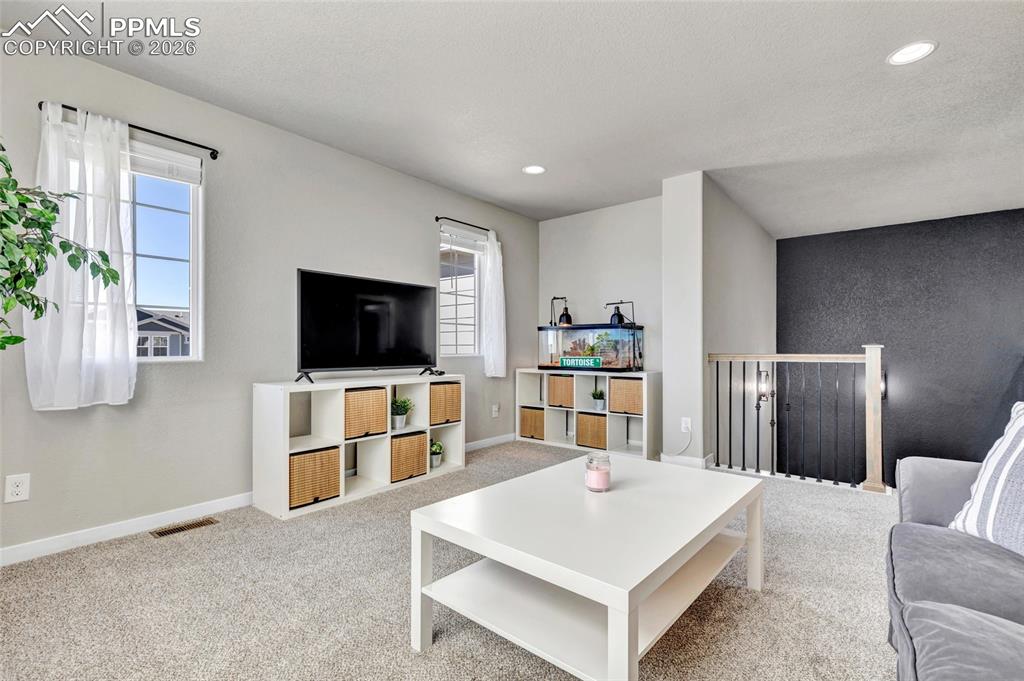 Image 23 of 45: Living Room