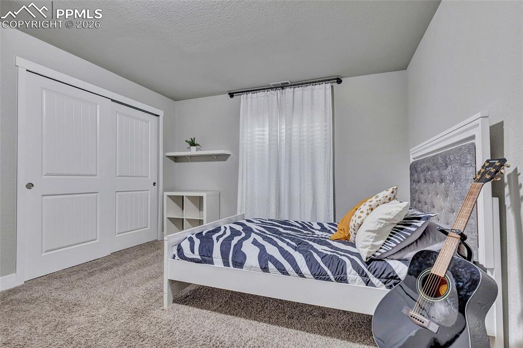 Image 41 of 45: Bedroom