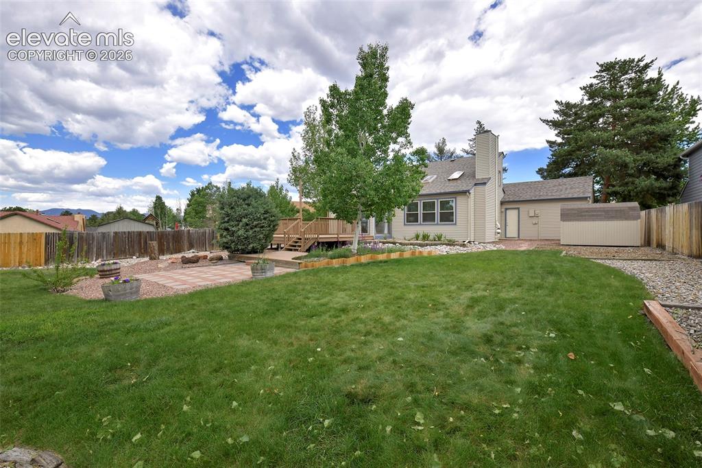 Image 38 of 45: Lots of yard for a retreat or for play!