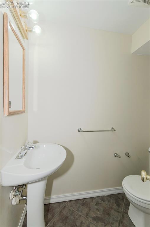 Image 29 of 41: Basement 3/4 bath