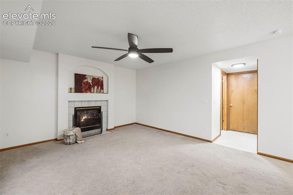 Image 17 of 50: Family Room
