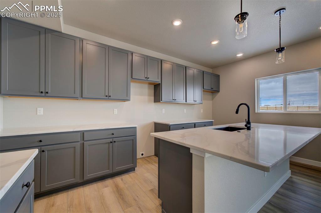 Image 6 of 44: Kitchen