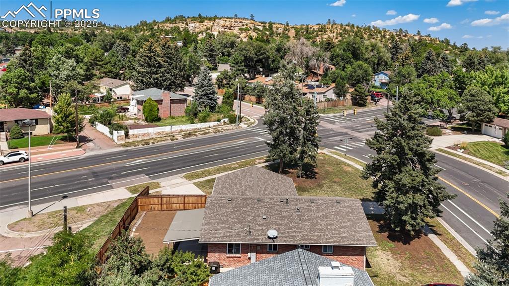 Image 29 of 31: AERIAL VIEW SHOWING PROXIMITY TO PALMER PARK