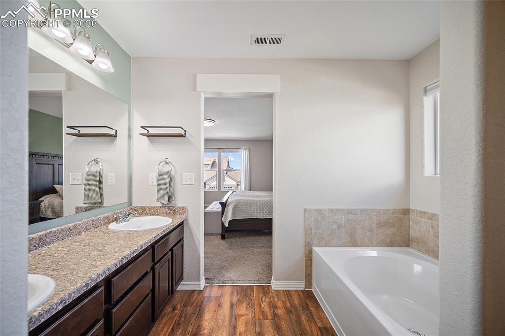 Image 29 of 50: No Description Available