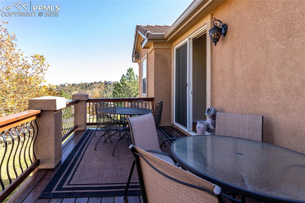 Image 12 of 30: Deck