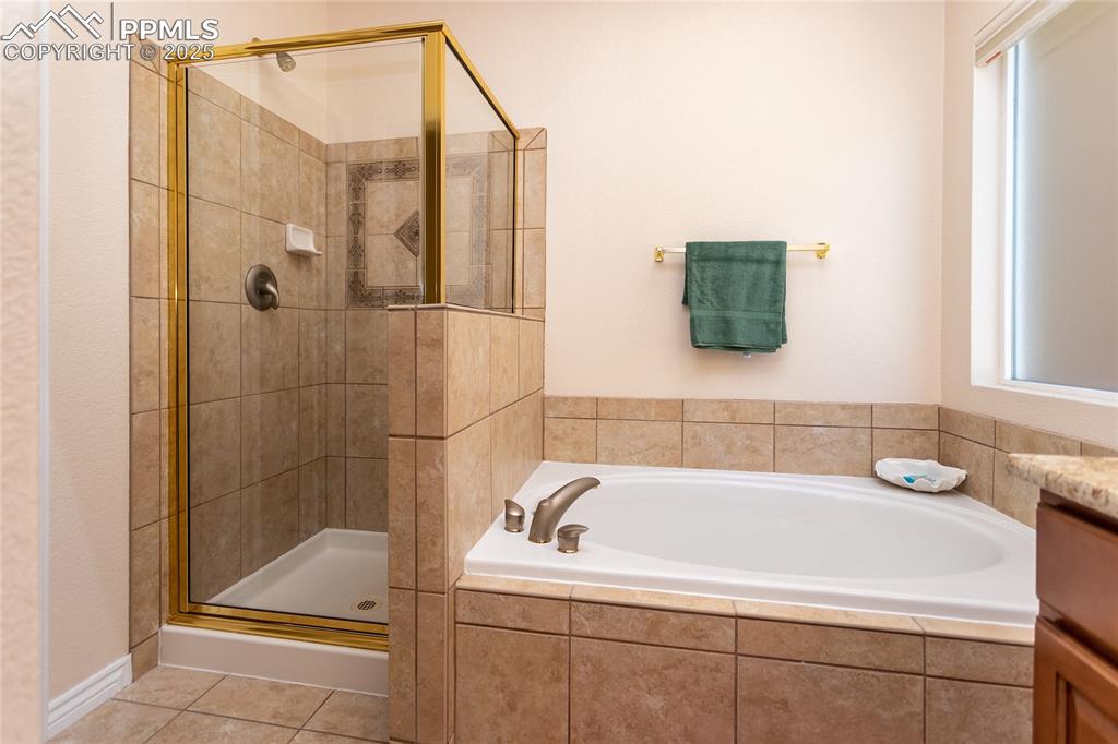 Image 16 of 30: Primary Bathroom