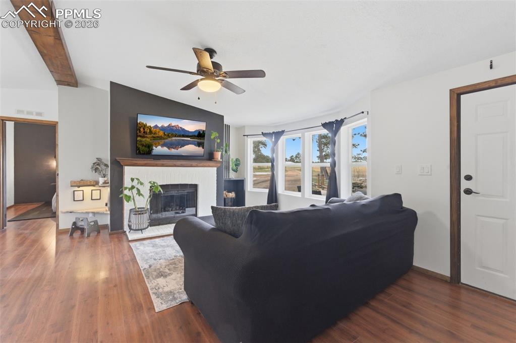 Image 12 of 48: Living Room