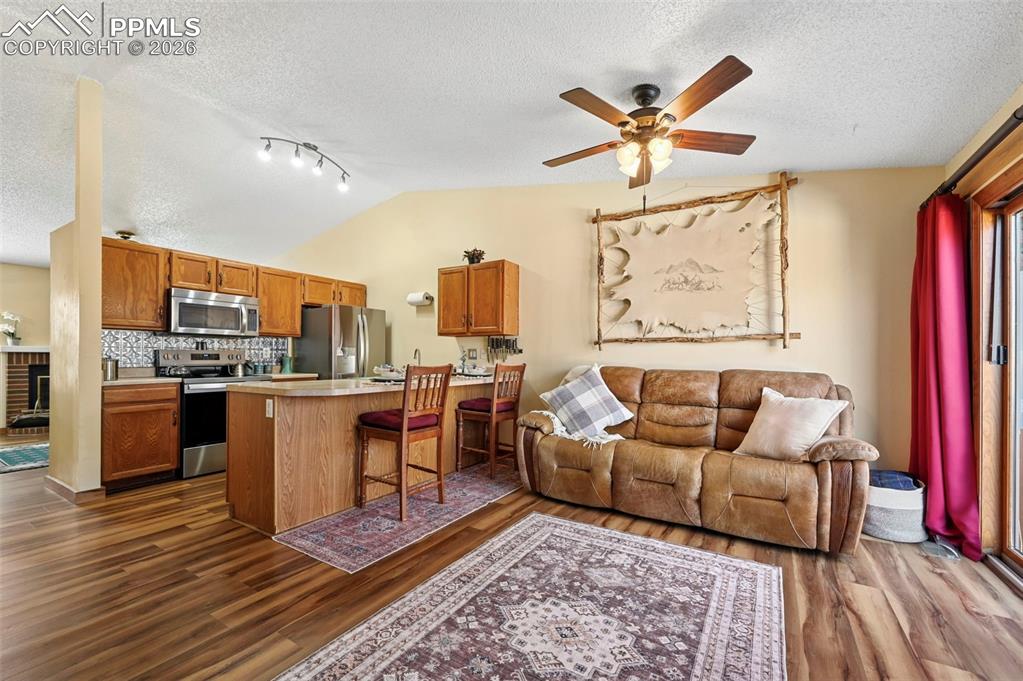 Image 6 of 34: Living Room