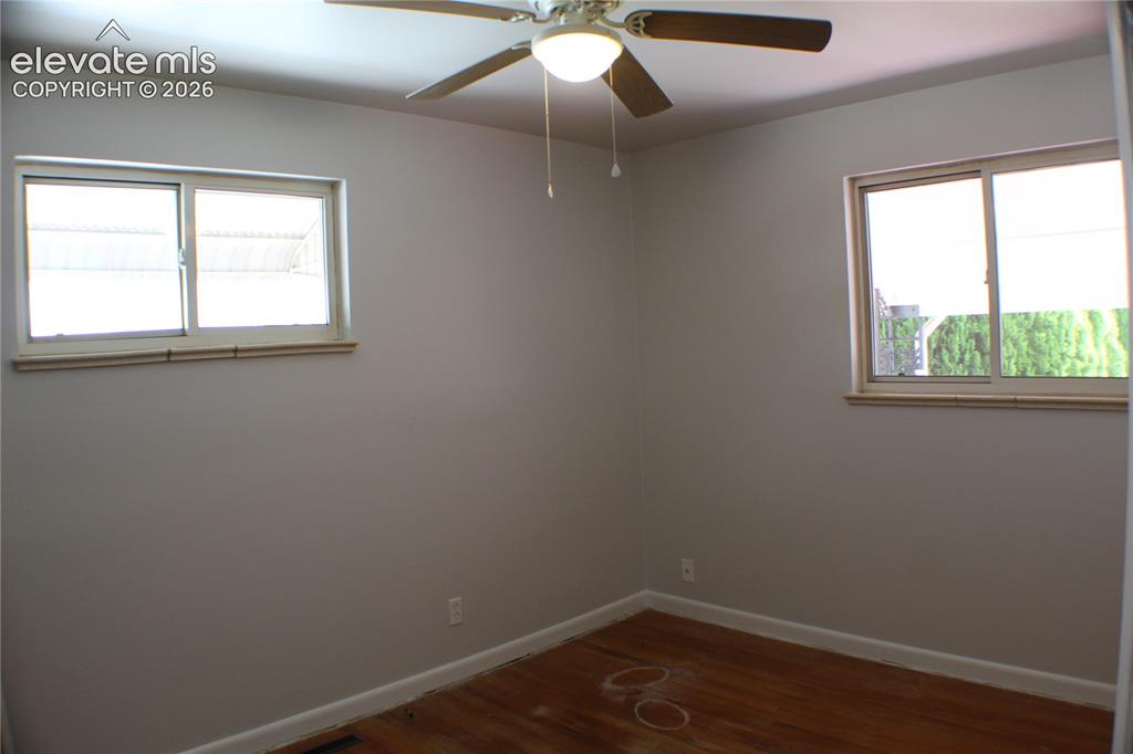 Image 7 of 18: Bedroom 1
