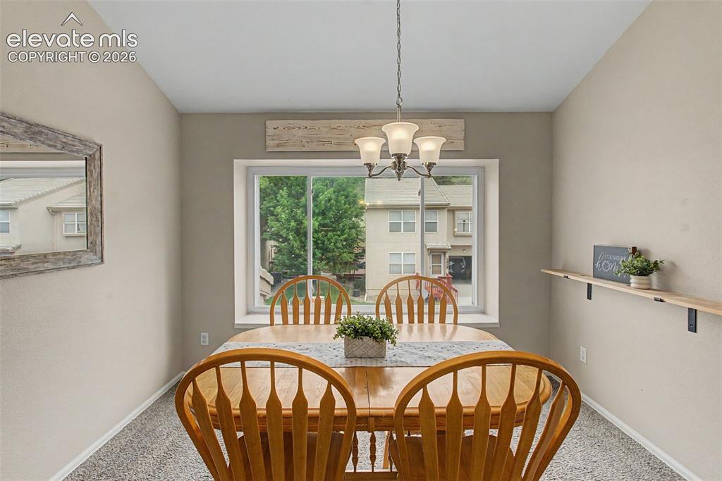 Image 15 of 43: Dining Area