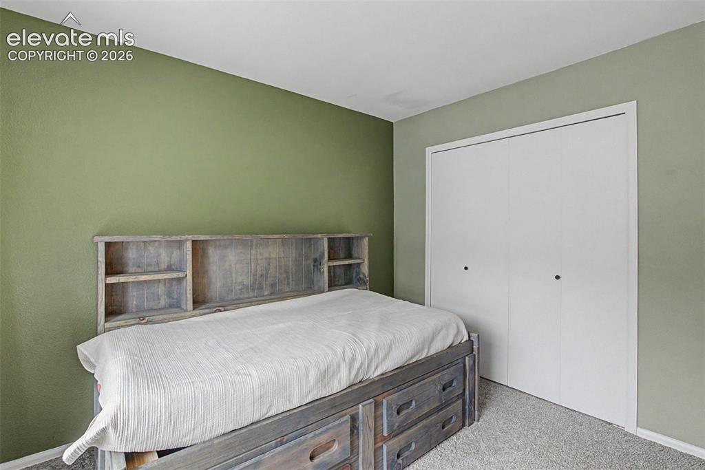 Image 32 of 43: Bedroom