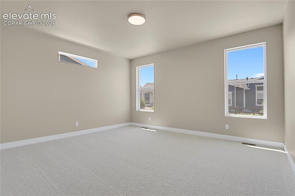 Image 36 of 42: Master Bedroom