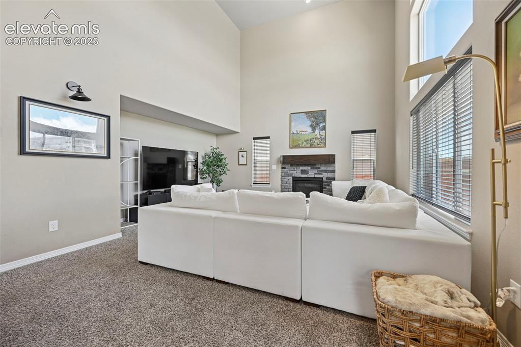 Image 15 of 40: Living Room