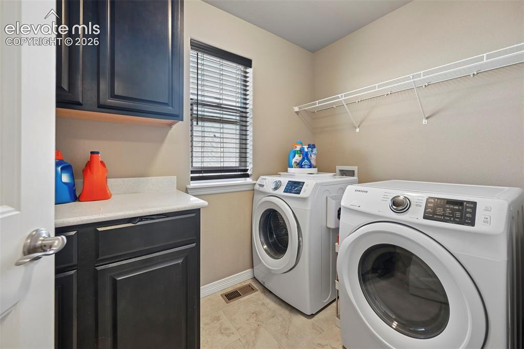Image 31 of 40: upstairs laundry room