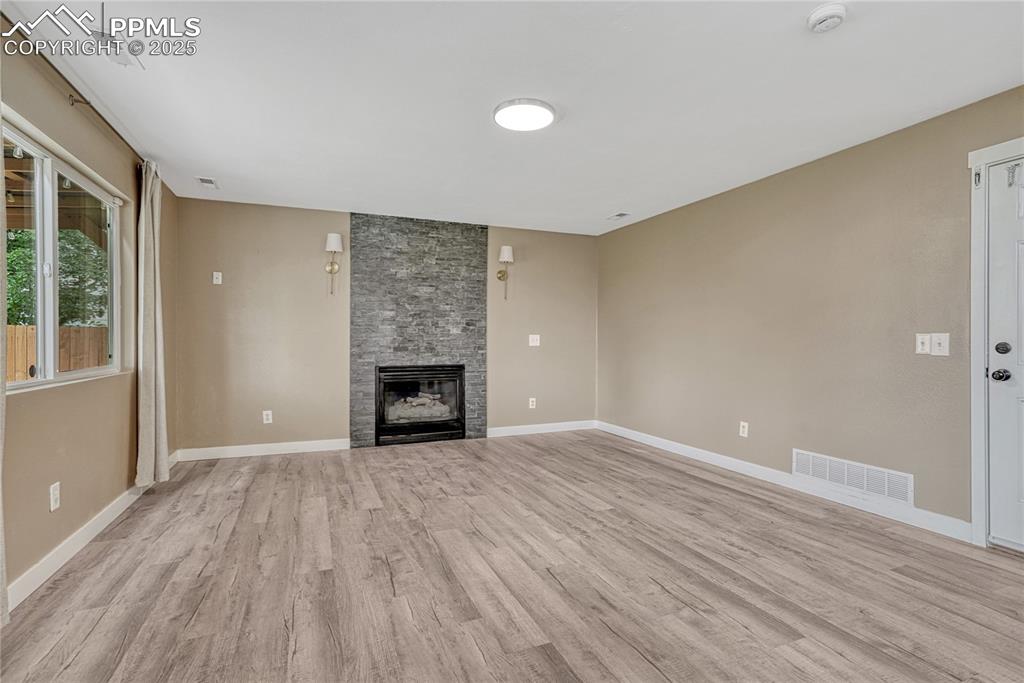 Image 16 of 50: Family Room
