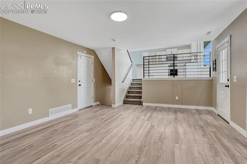 Image 19 of 50: Family Room