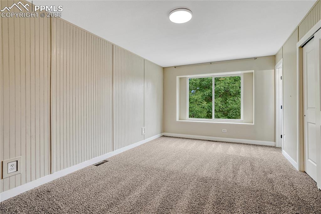 Image 20 of 50: Master Bedroom