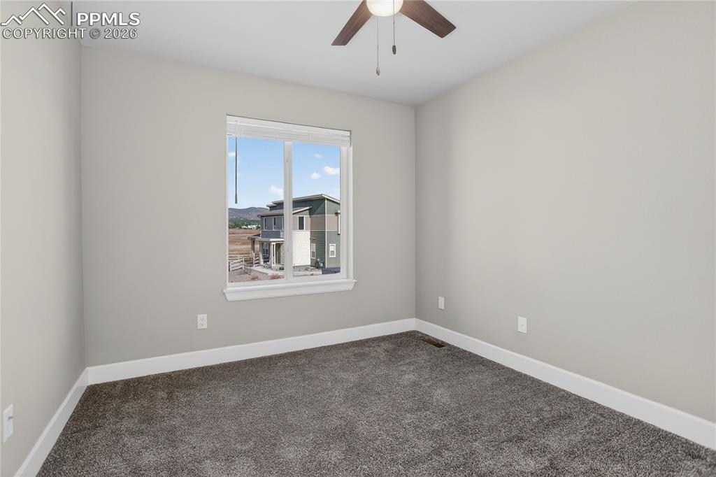 Image 12 of 17: Bedroom 3 - upper level