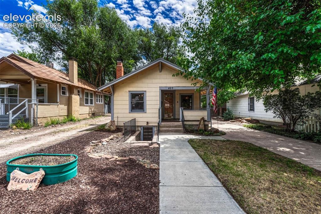 Caption: Updated Bungalow blocks from Memorial Hosp and Olympic Training Center