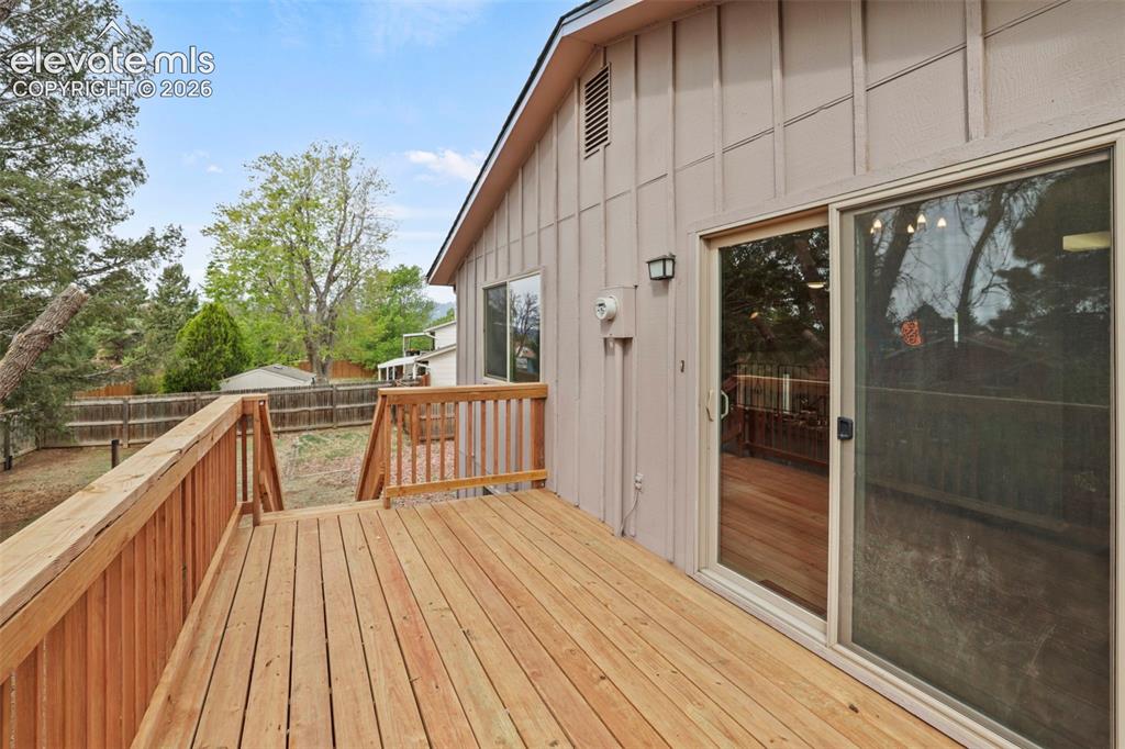 Image 46 of 50: Deck