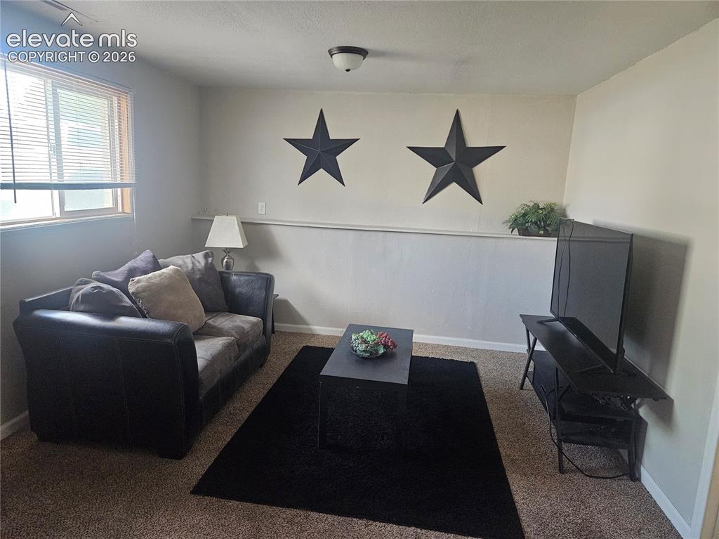 Image 2 of 11: Living Room