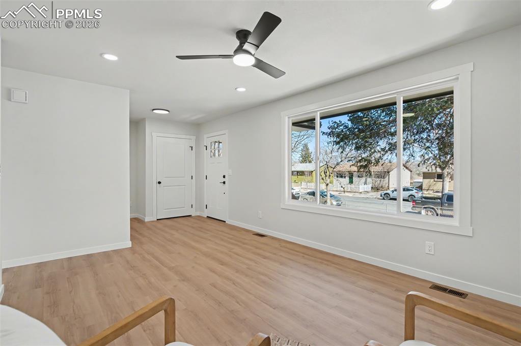 Image 7 of 24: Living Room