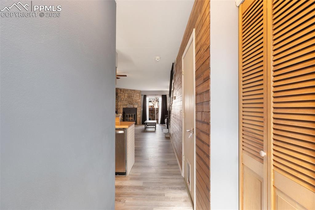 Image 4 of 30: No Description Available