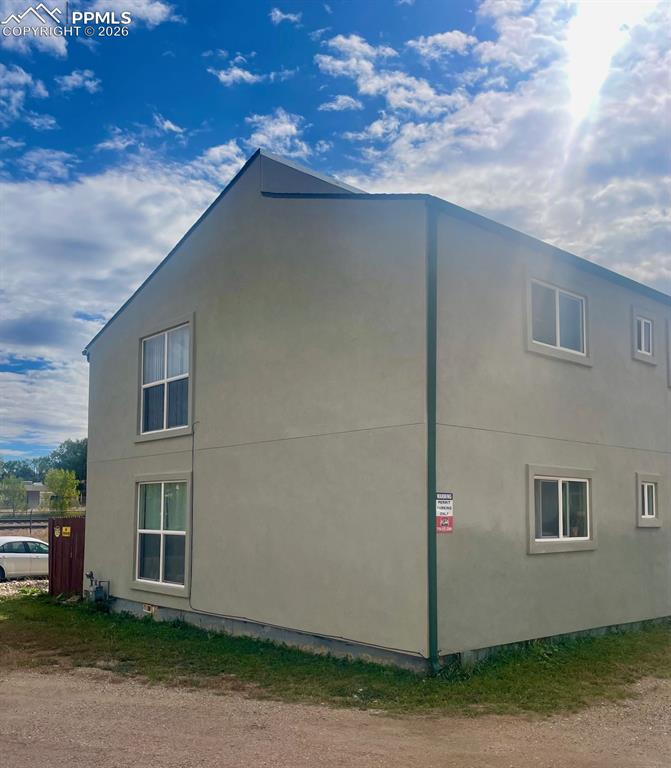 Image 12 of 28: Side of Structure