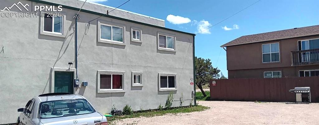 Image 8 of 28: another rear view