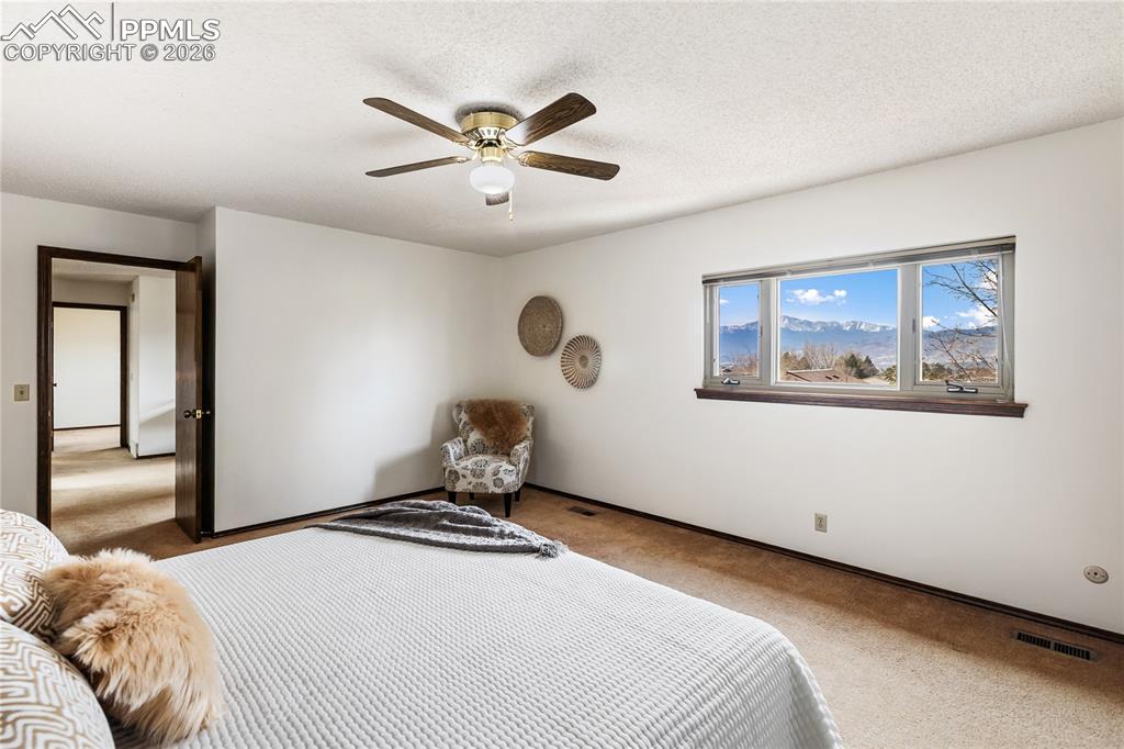 Image 24 of 39: Bedroom