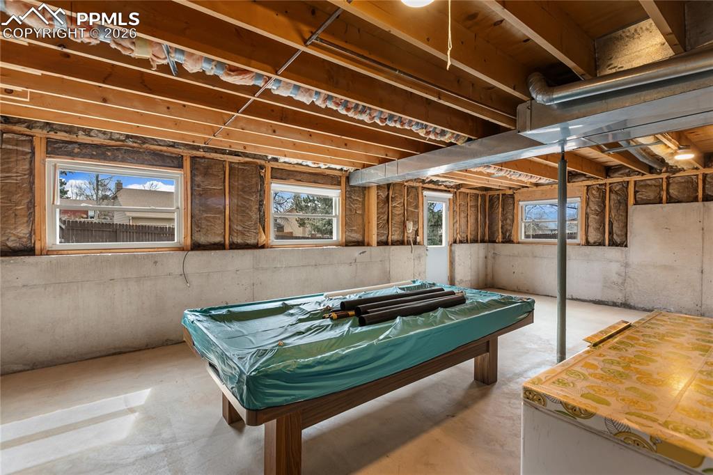 Image 32 of 39: Game Room