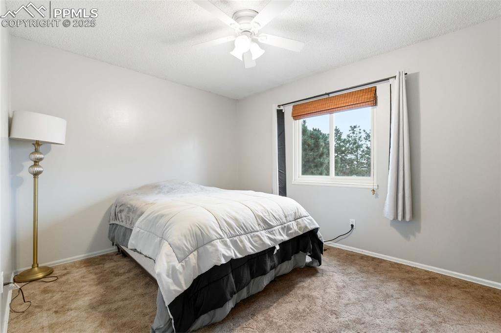 Image 22 of 43: Bedroom