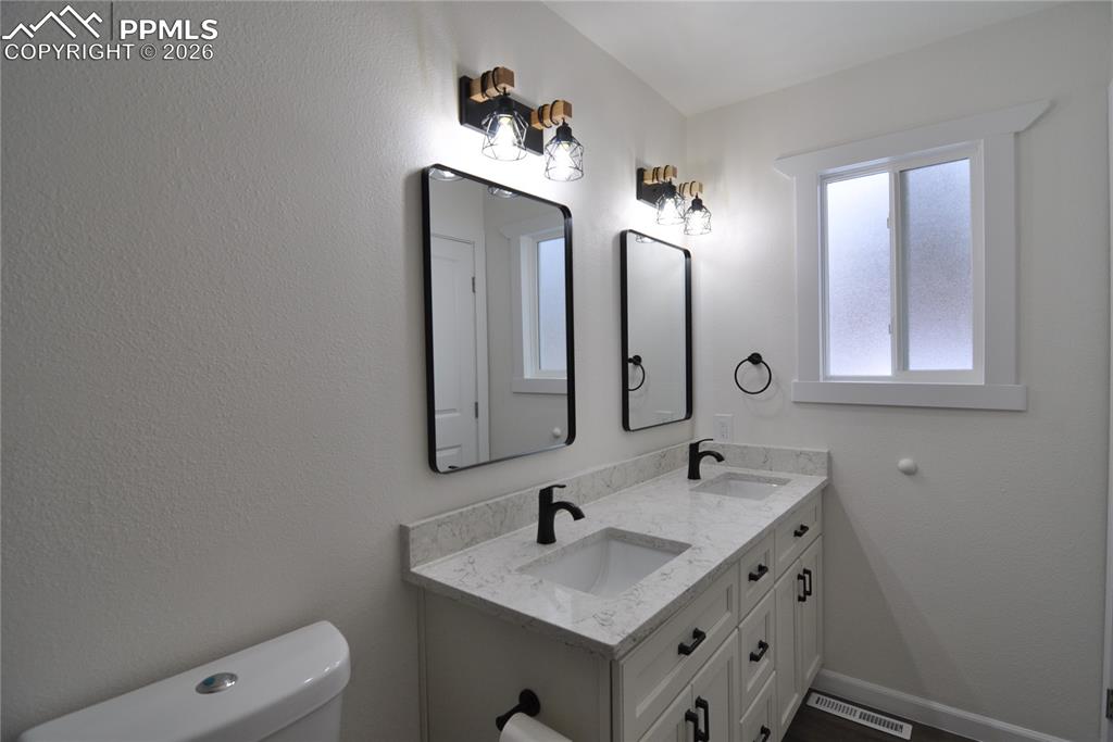 Image 22 of 32: Master Bathroom