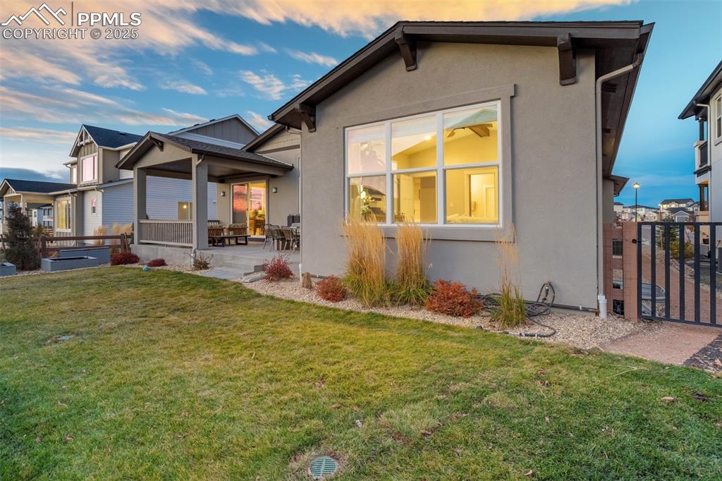 Image 42 of 50: Back of Structure