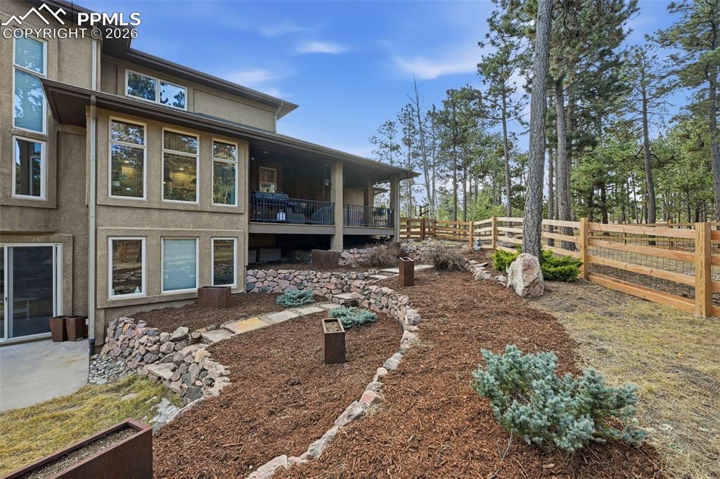 Image 46 of 50: Back of Structure