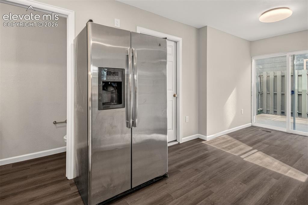 Image 11 of 34: Kitchen