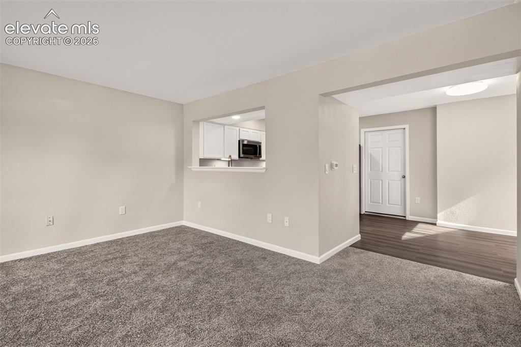 Image 4 of 34: Living Room