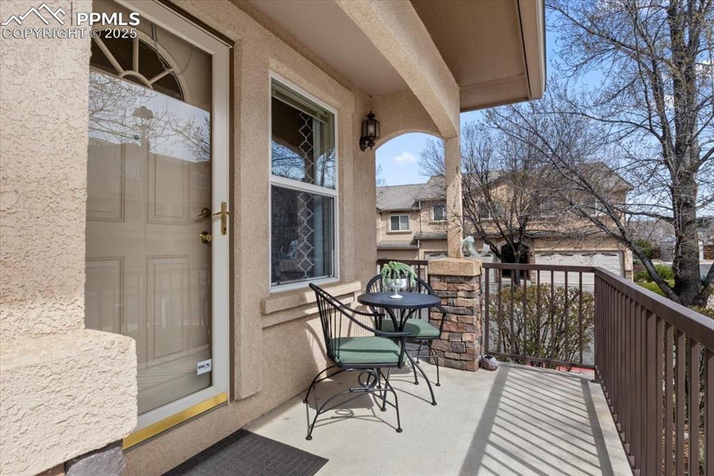 Image 5 of 37: View of balcony