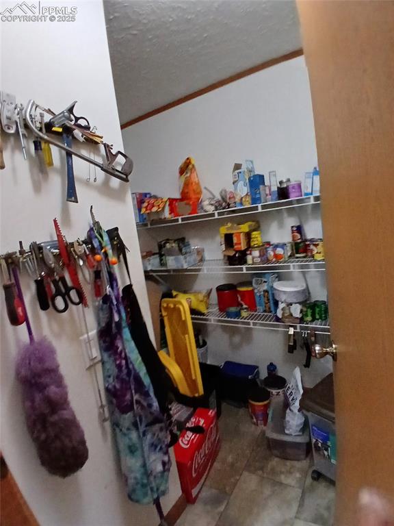 Image 19 of 26: Pantry