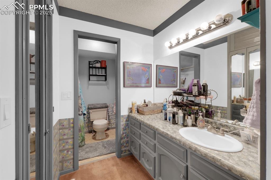 Image 18 of 27: Master Bathroom