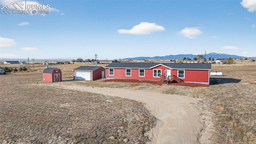 Image 34 of 45: Front of Structure