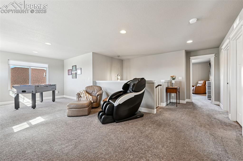 Image 24 of 50: Loft