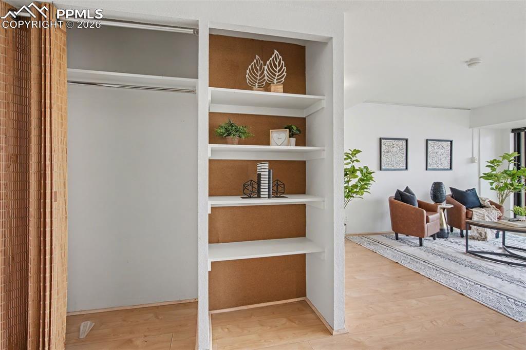 Image 11 of 28: Closet