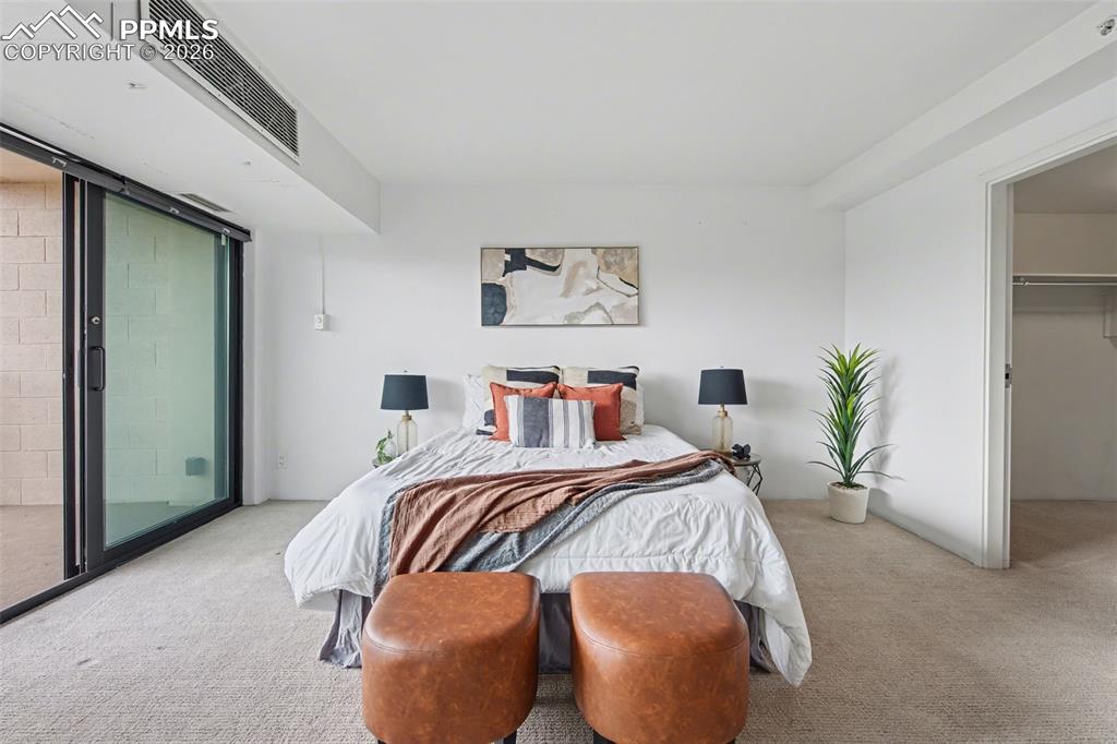 Image 14 of 28: Bedroom