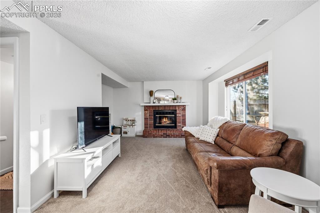 Image 13 of 38: Living Room