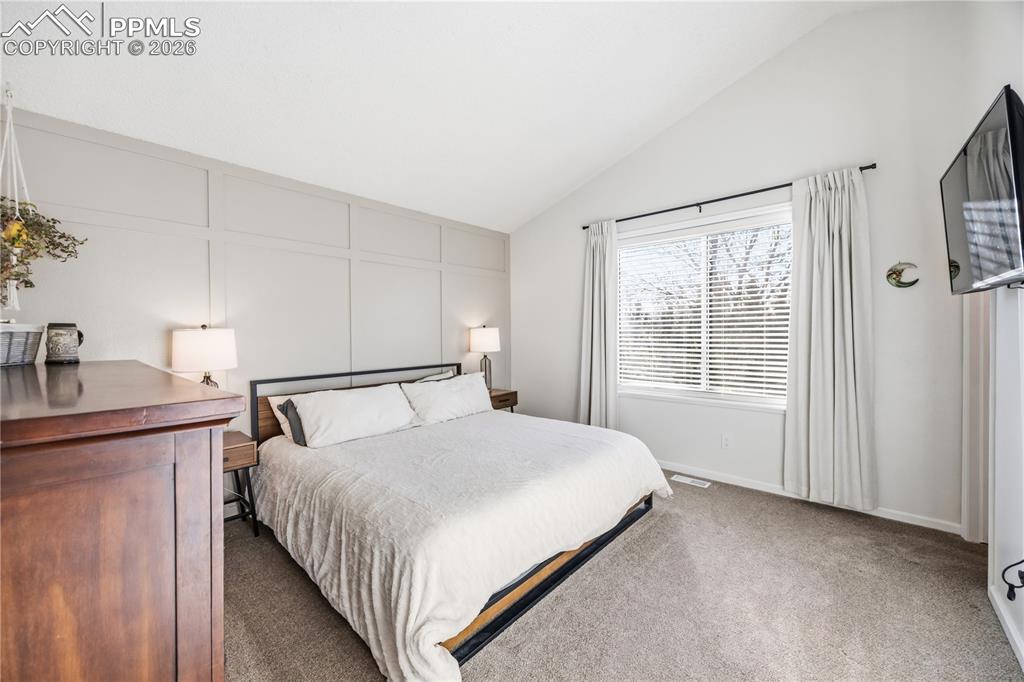 Image 22 of 38: Bedroom